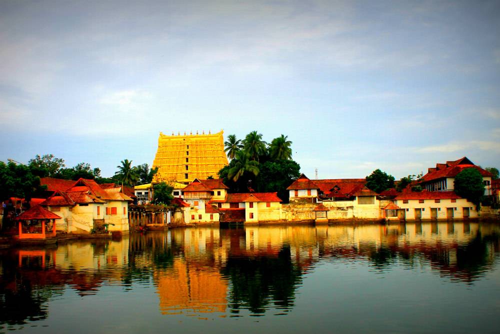 Cochin Munnar Thekkady Alleppey Kovalam 